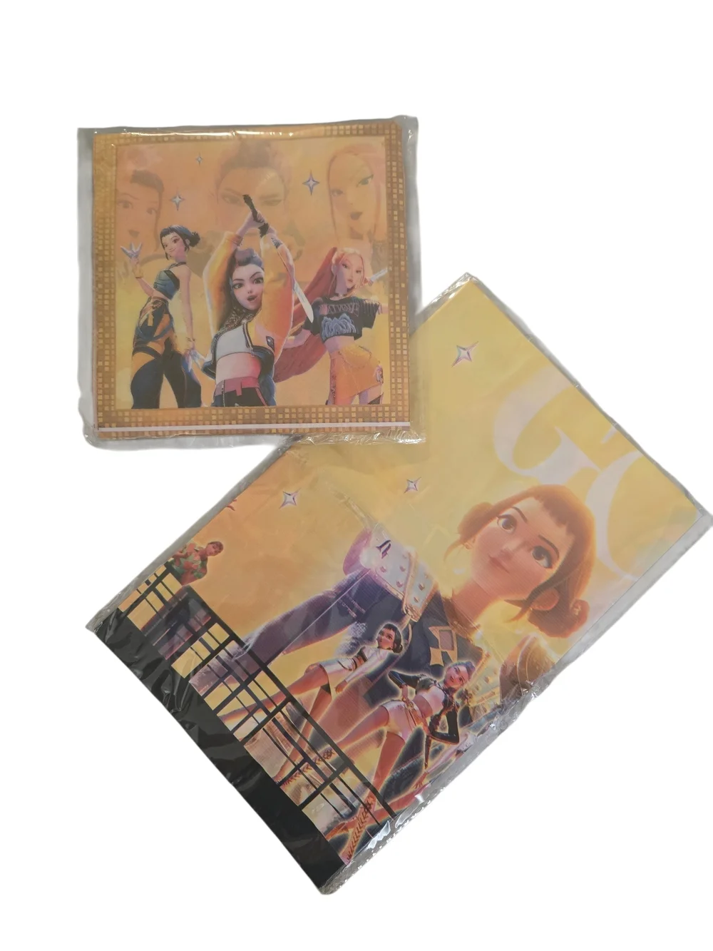 ✨ (NWT) Gold K-Pop Demon Hunters Birthday Party Supplies